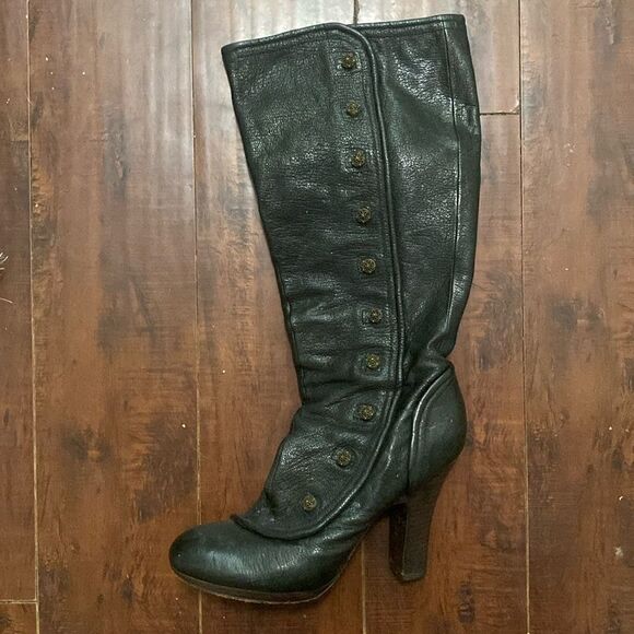 Vintage Rare Frye Victorian Goth Matilda Faux Button Black Leather Heeled Boots - Picture 3 of 14